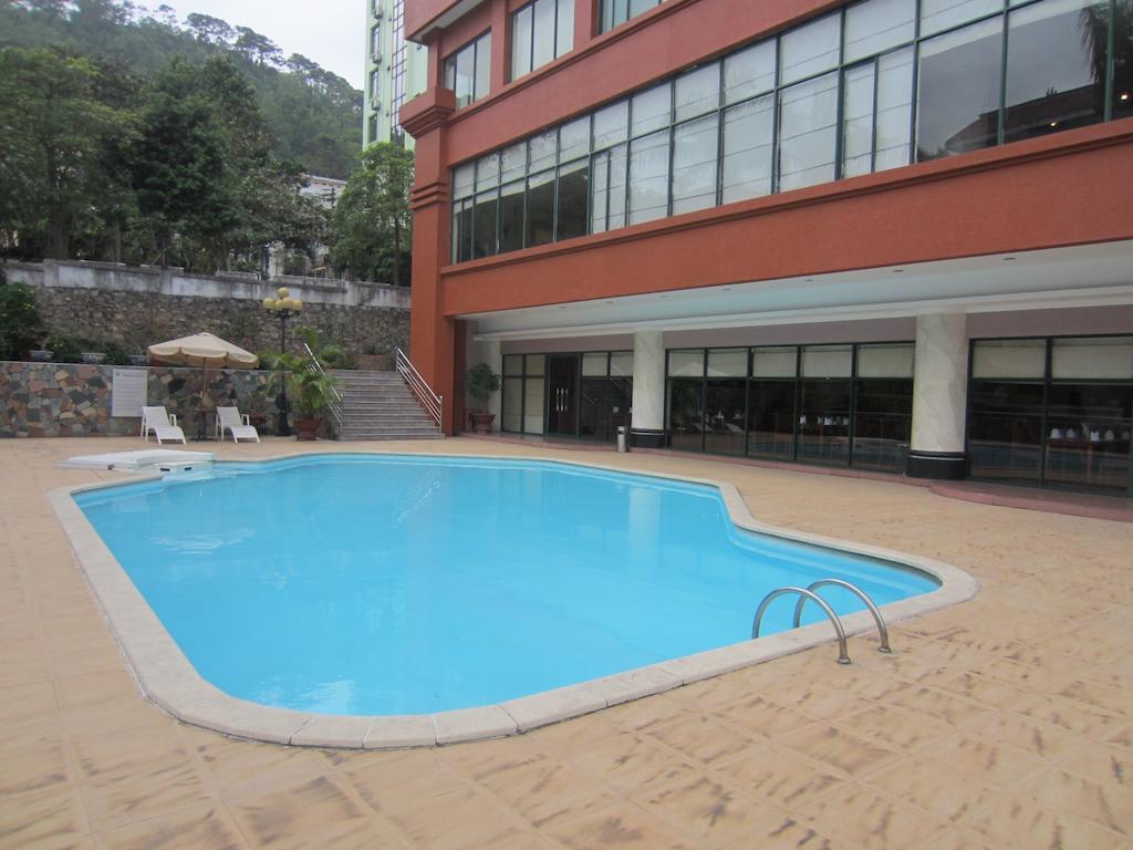 הלונג Asean Halong Hotel מראה חיצוני תמונה